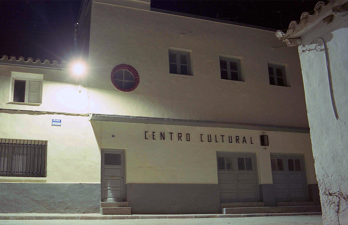 El antiguo Cine Ómnium ya convertido en Centro Cultural a finales de los años 80.
